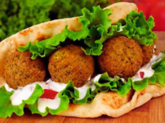 Sanduíche de falafel