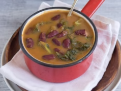 Sopa de feijão e couve flor